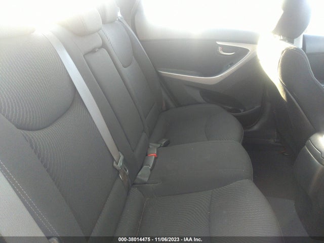 2015 HYUNDAI ELANTRA SE VIN: 5NPDH4AE7FH578782