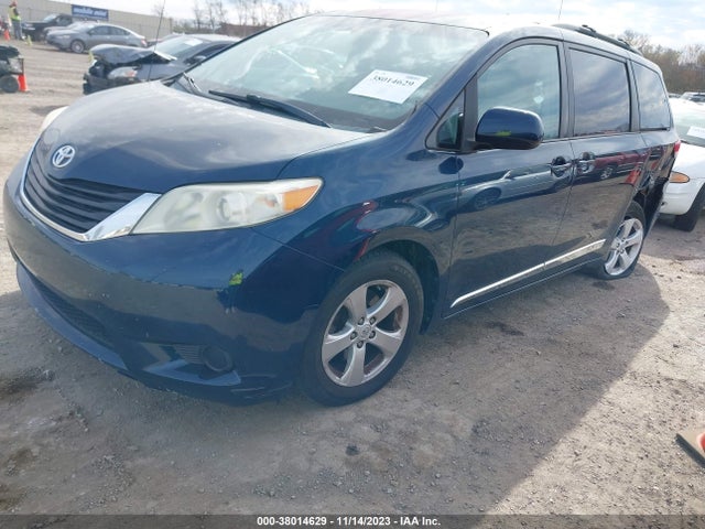 2012 TOYOTA SIENNA LE V6 8 PASSENGER VIN: 5TDKK3DC1CS239311