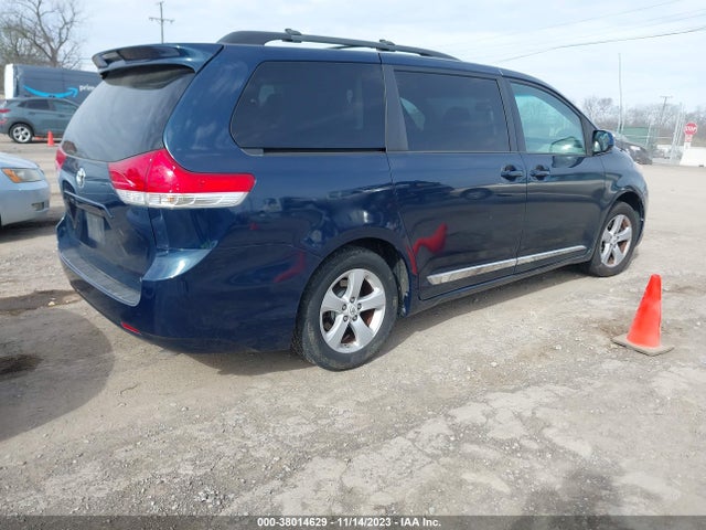 2012 TOYOTA SIENNA LE V6 8 PASSENGER VIN: 5TDKK3DC1CS239311