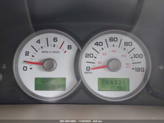 2005 FORD ESCAPE LIMITED VIN: 1FMYU941X5KA24912