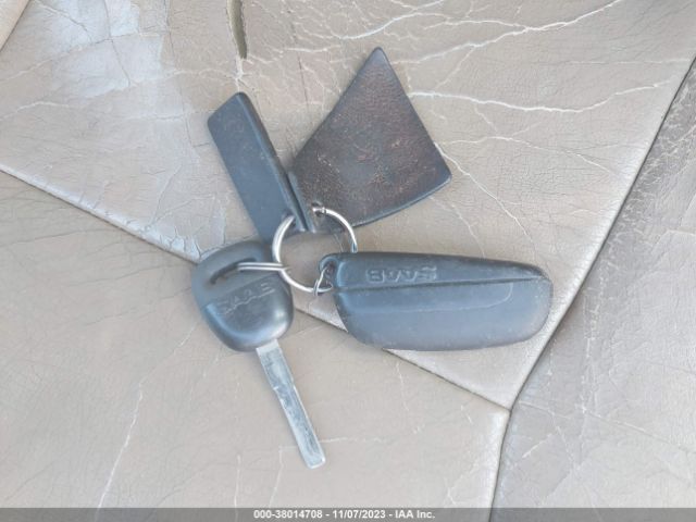 2000 SAAB 9-5 YS3ED48E9Y3003774 Photo 10