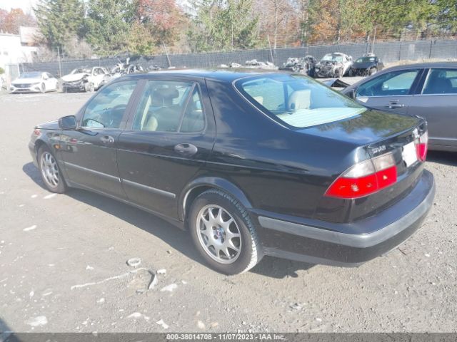 2000 SAAB 9-5 YS3ED48E9Y3003774 Photo 2
