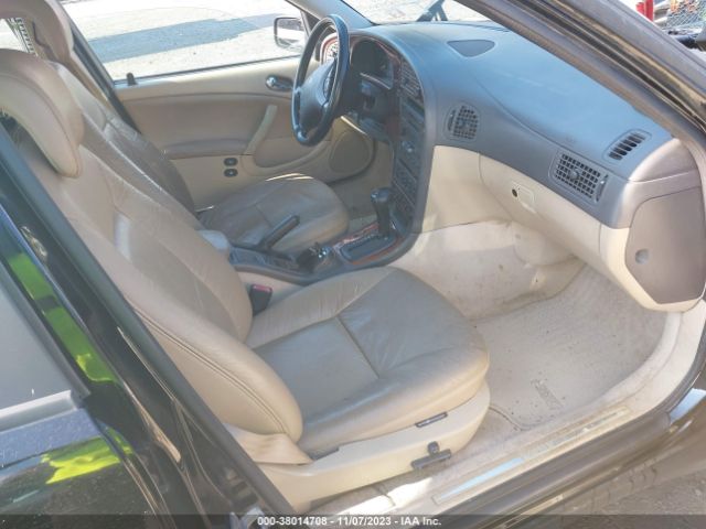 2000 SAAB 9-5 YS3ED48E9Y3003774 Photo 4