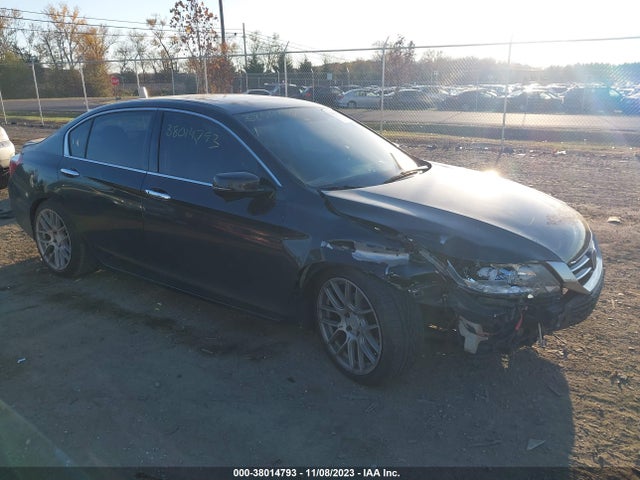Honda Accord Touring 2014 1HGCR3F9XEA035416 main image