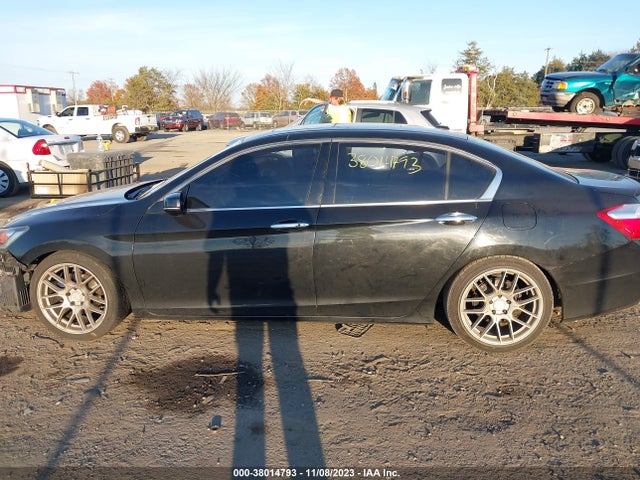 Honda Accord Touring 2014 1HGCR3F9XEA035416 Image 14