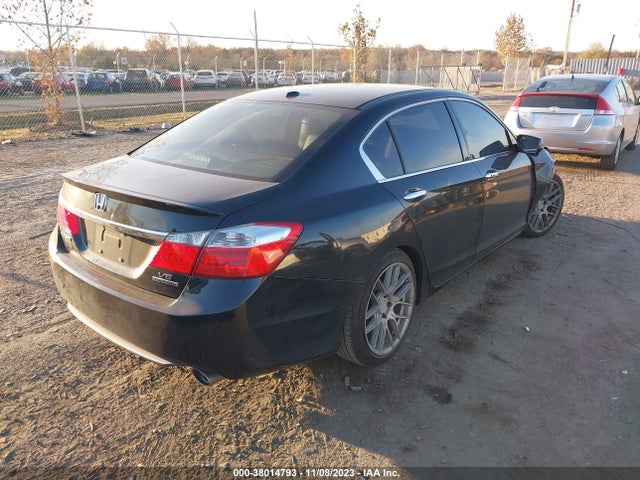 Honda Accord Touring 2014 1HGCR3F9XEA035416 Image 4