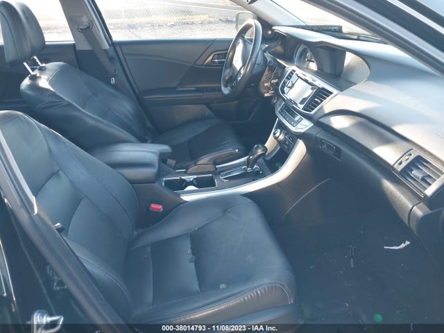 Honda Accord Touring 2014 1HGCR3F9XEA035416 Image 5