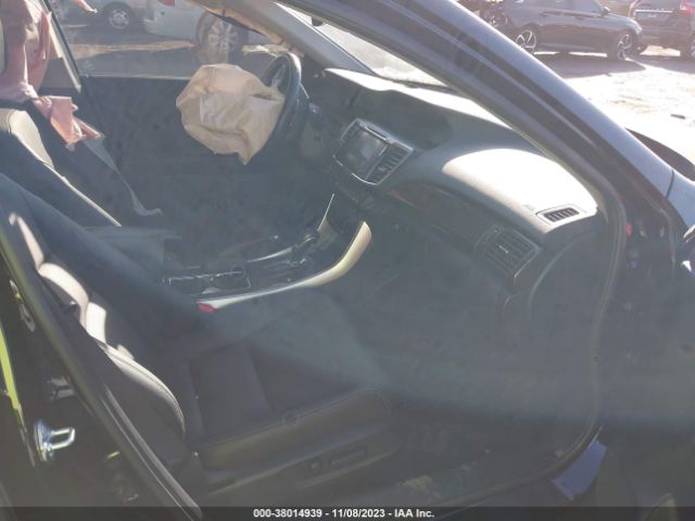 JHMCR6F75HC025687 Honda Accord Hybrid Touring