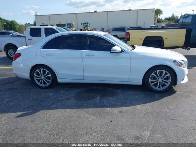 55SWF4JB2GU146250 Mercedes-Benz C-class C 300