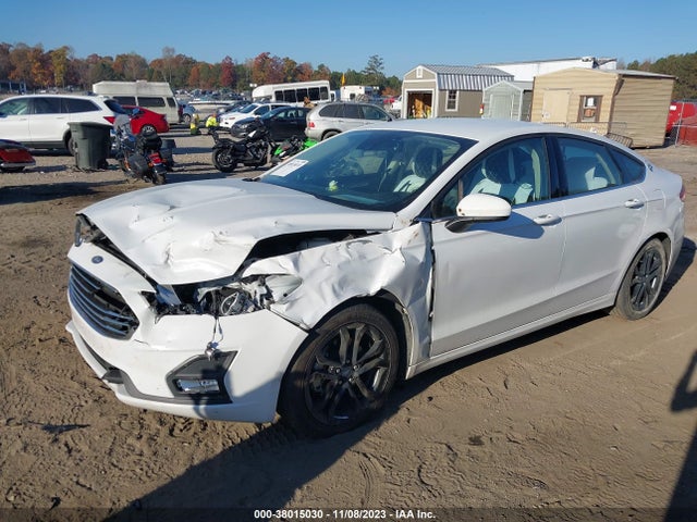 Ford FUSION SE 2019 3FA6P0HD3KR238592 Image 2