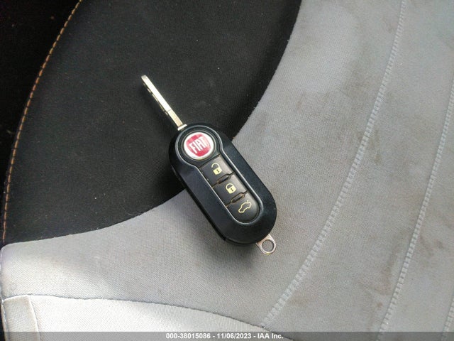 2014 FIAT 500L ZFBCFABH7EZ022314 Photo 10