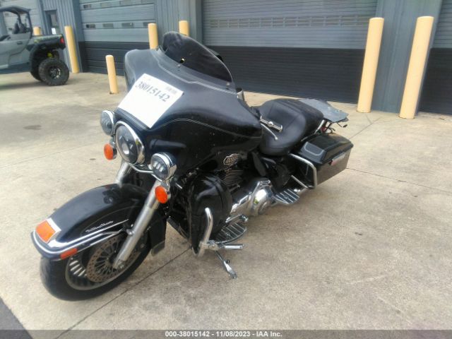 2013 HARLEY-DAVIDSON FLHTCU 1HD1FCM1XDB628731 Photo 1
