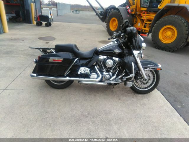2013 HARLEY-DAVIDSON FLHTCU 1HD1FCM1XDB628731 Photo 7