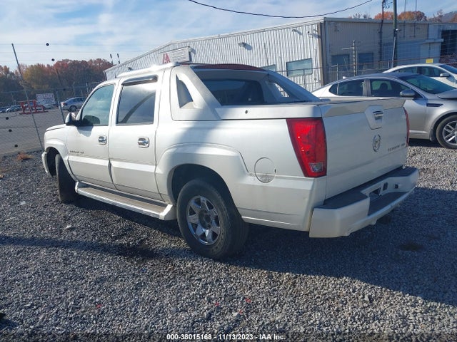 2005 CADILLAC ESCALADE EXT 3GYEK62N45G241584 Photo 2