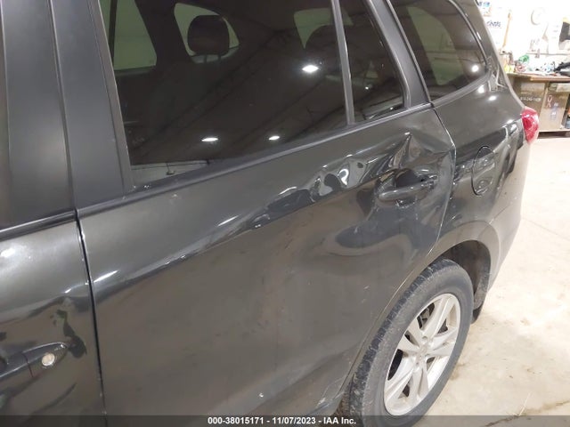 2012 HYUNDAI SANTA FE SE VIN: 5XYZHDAG5CG109832