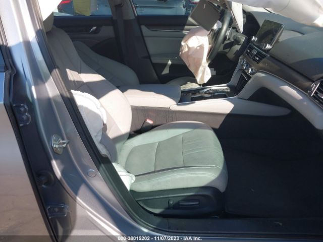 1HGCV3F99LA013674 Honda Accord Hybrid Touring