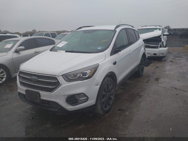 2018 FORD ESCAPE SE VIN: 1FMCU0GDXJUD43270