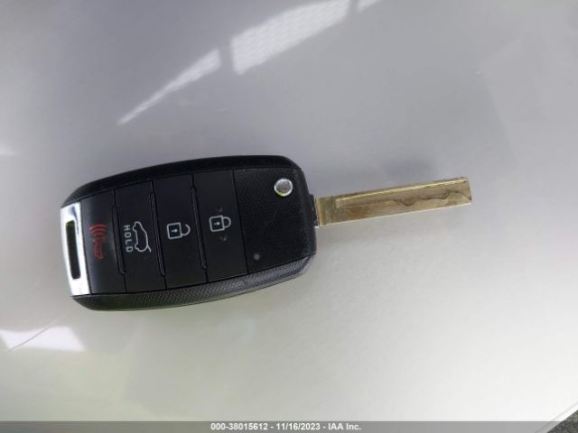 5XYPG4A39GG182246 KIA Sorento 2.4l Lx