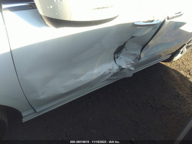 Honda Odyssey Touring 2018 5FNRL6H81JB038660 Image 6