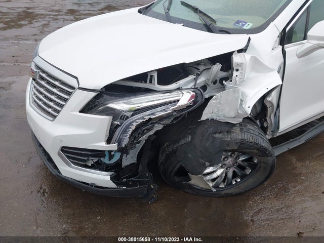 1GYKNFRS4HZ104588 Cadillac Xt5 Platinum