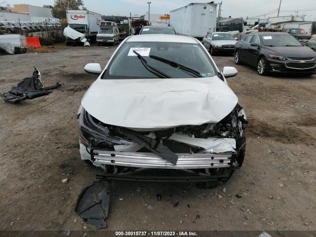 2021 TOYOTA COROLLA LE VIN: JTDEPMAE5MJ137406