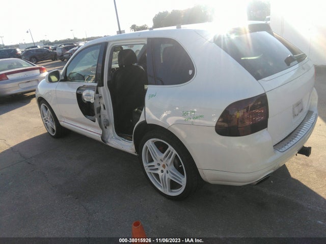 2006 PORSCHE CAYENNE WP1AB29PX6LA60674 Photo 2