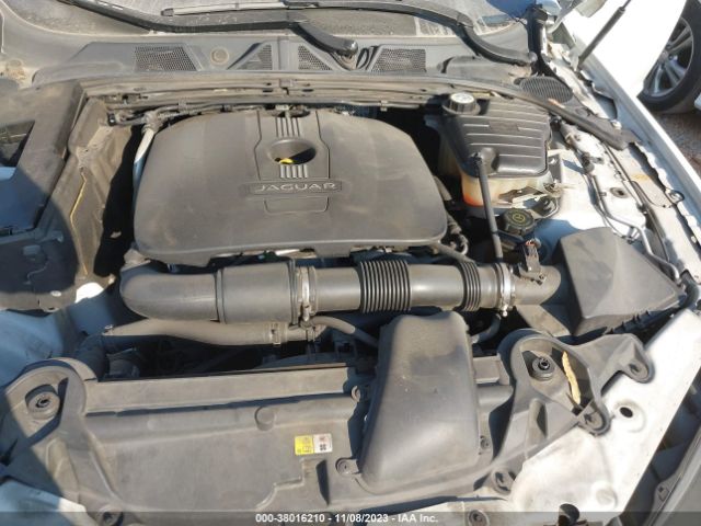 2014 JAGUAR XF SAJWA0ES4EPU21799 Photo 9