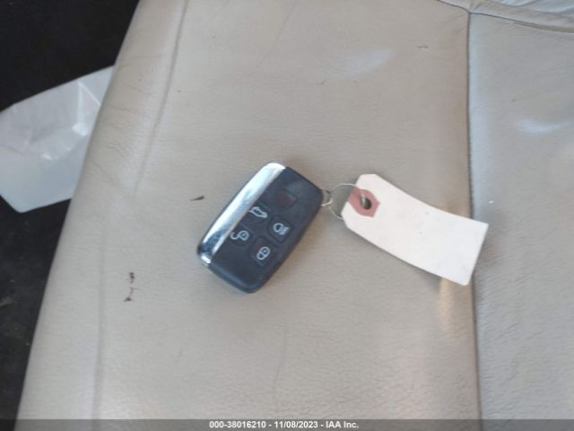 2014 JAGUAR XF SAJWA0ES4EPU21799 Photo 10