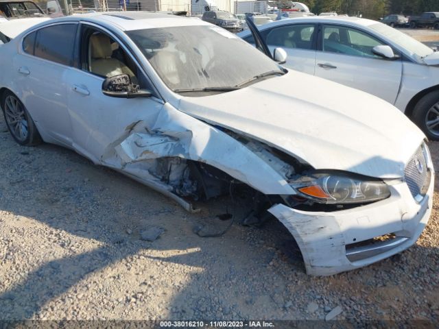 2014 JAGUAR XF SAJWA0ES4EPU21799 Photo 5