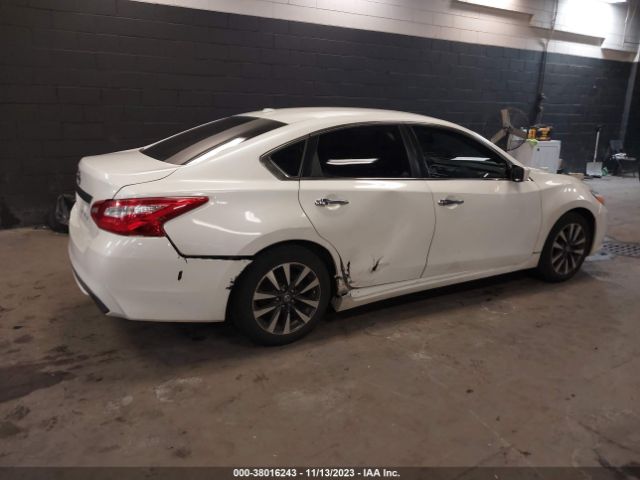 1N4AL3AP2HC118138 Nissan Altima 2.5/2.5 S/2.5 Sl