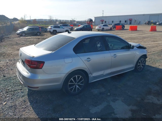 3VWD67AJ9GM240572 Volkswagen Jetta 1.4t Se