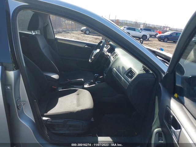 3VWD67AJ9GM240572 Volkswagen Jetta 1.4t Se