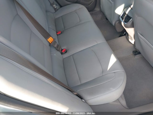Chevrolet MALIBU LT 2018 1G1ZD5ST6JF155448 Image 8