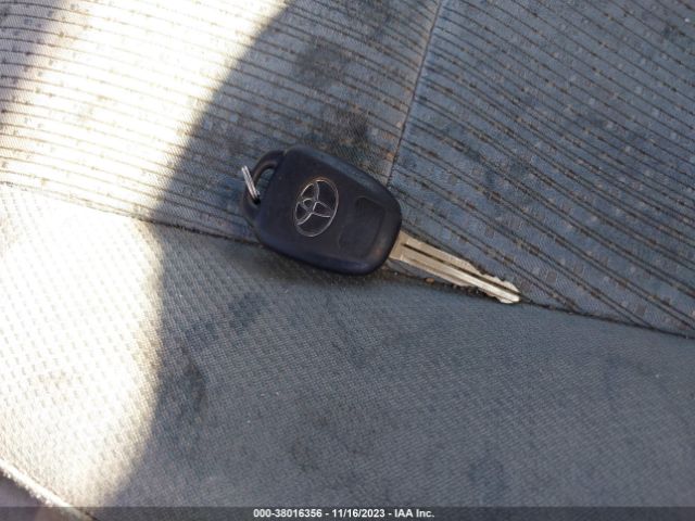 4T1BF1FK5EU373939 Toyota CAMRY LE