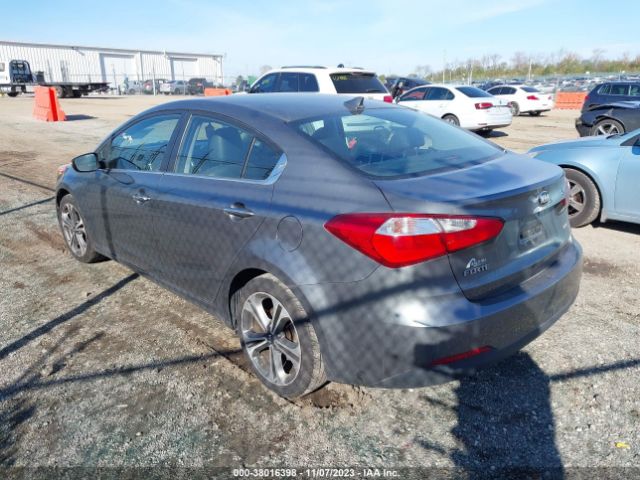 KNAFZ4A85G5490876 KIA FORTE EX