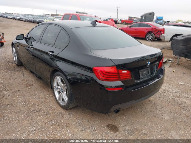 BMW 535i 2016 WBA5B1C5XGG134008 Image 3