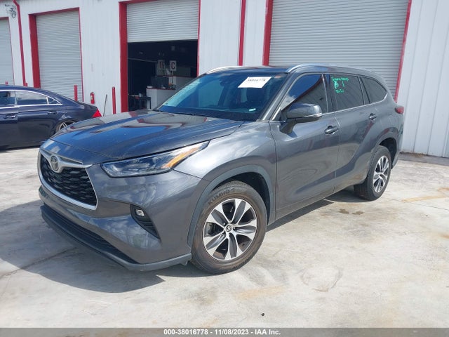 Toyota Highlander Xle 2021 5TDGZRAH6MS516475 Image 2