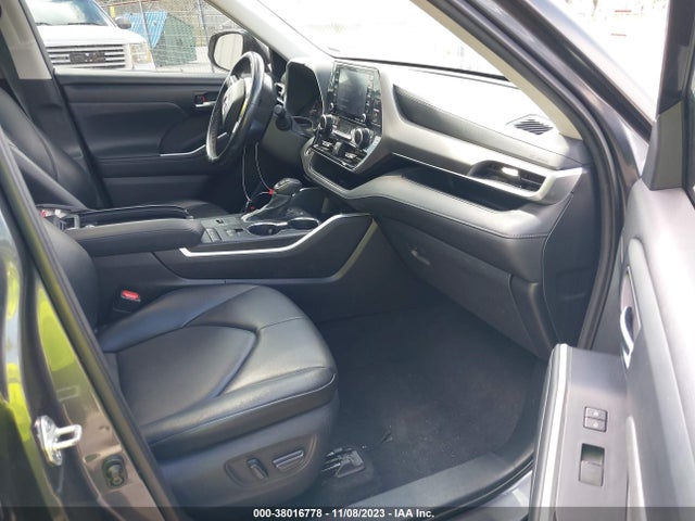 Toyota Highlander Xle 2021 5TDGZRAH6MS516475 Image 5
