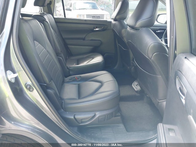 Toyota Highlander Xle 2021 5TDGZRAH6MS516475 Image 8
