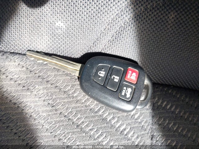 2015 TOYOTA CAMRY LE VIN: 4T4BF1FK5FR484966