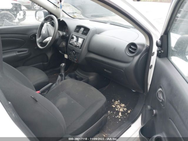 3N1CN7AP5FL815764 Nissan Versa 1.6 S