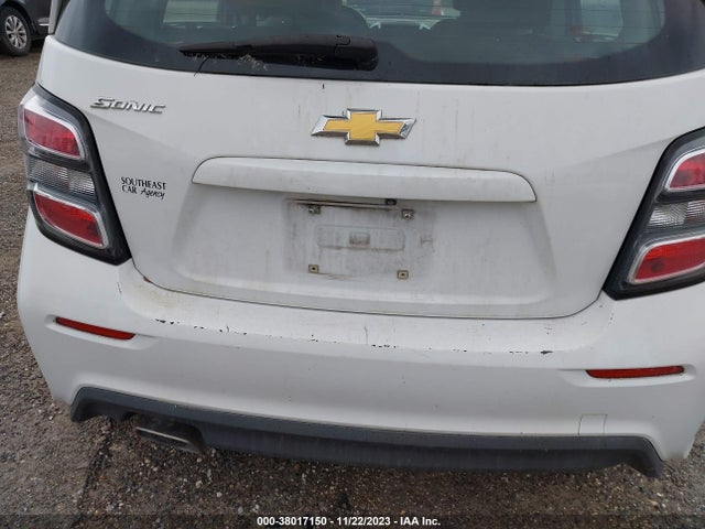 Chevrolet Sonic Lt Auto 2017 1G1JG6SH1H4168538 Image 6