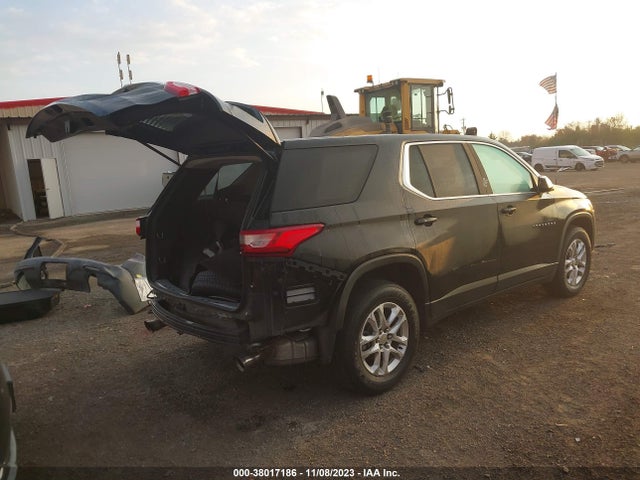 Chevrolet Traverse Ls 2018 1GNERFKW2JJ180679 Image 4