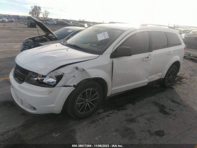Dodge JOURNEY SE 2018 3C4PDCAB1JT383701 Image 2