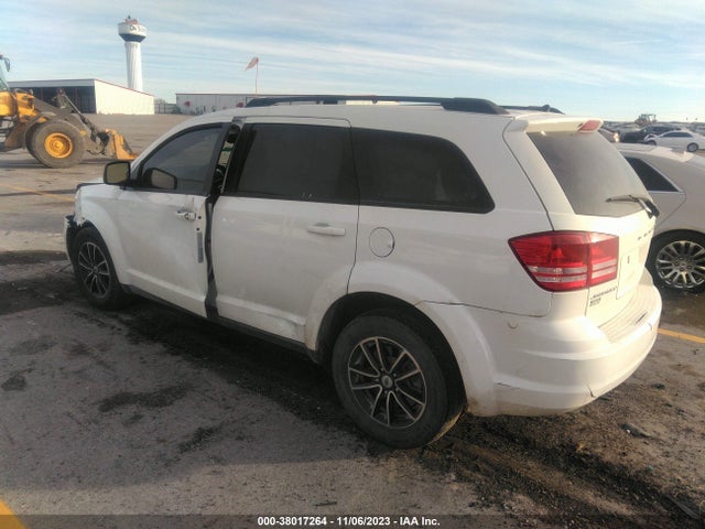 Dodge JOURNEY SE 2018 3C4PDCAB1JT383701 Image 3