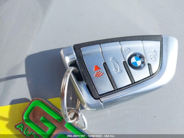 2024 BMW M8 WBSGV0C03RCN99184 Photo 10