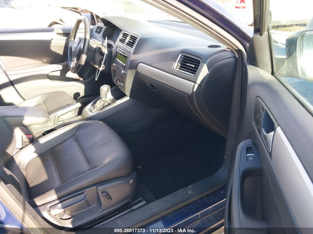 3VWD07AJ2EM371048 Volkswagen Jetta 1.8t Se