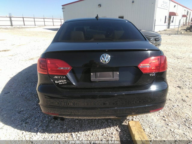 2012 VOLKSWAGEN JETTA 2.0L TDI VIN: 3VWLL7AJ4CM330663