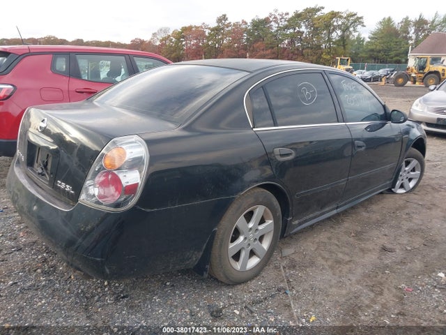 2002 NISSAN ALTIMA SL VIN: 1N4AL11D52C279133