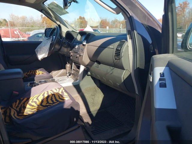 2011 NISSAN PATHFINDER SV VIN: 5N1AR1NB6BC607284